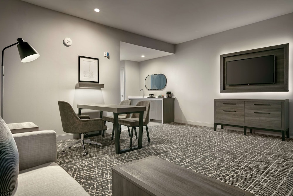 embassy suites by hilton atlanta midtown