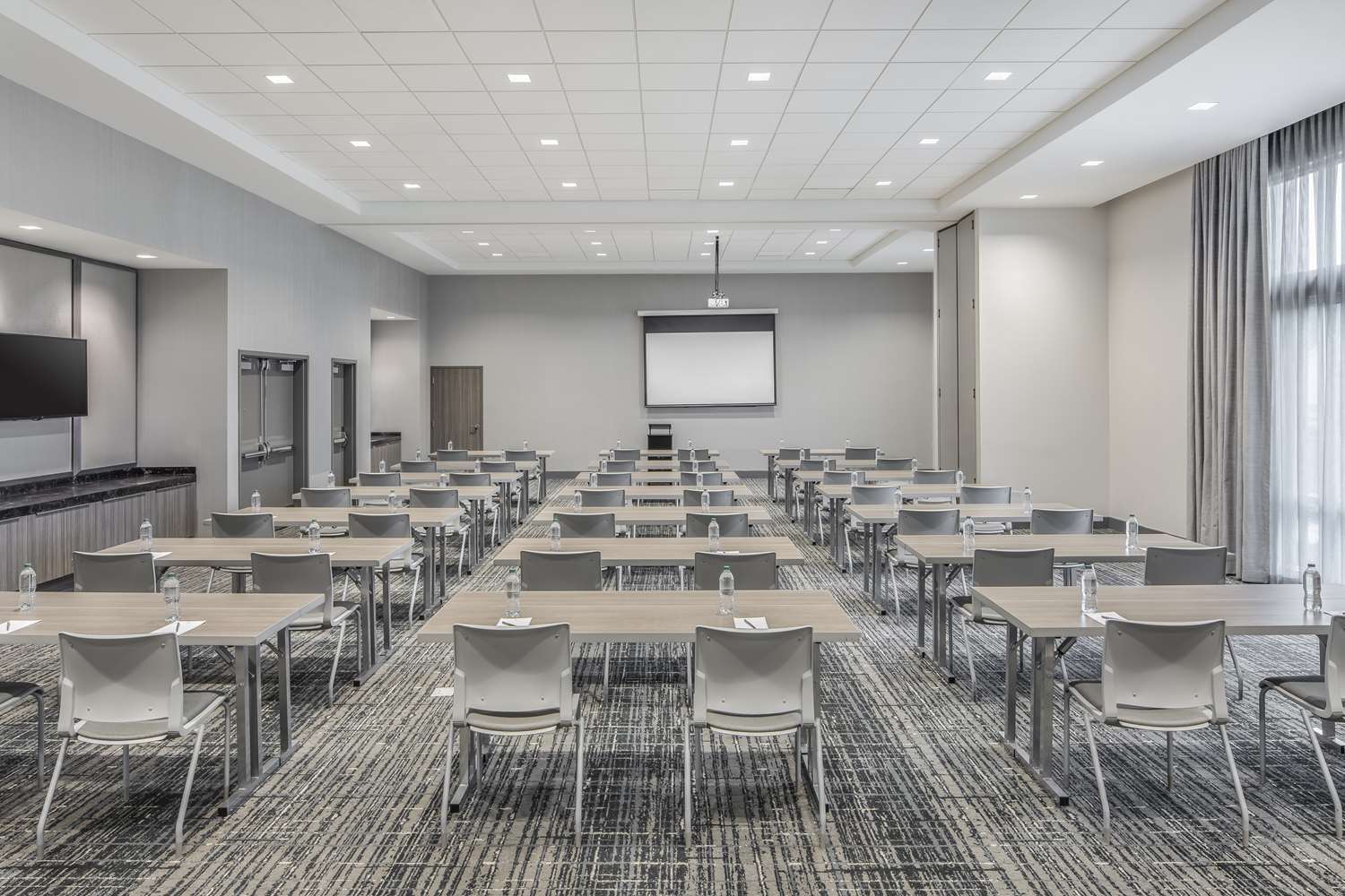 embassy suites by hilton atlanta midtown