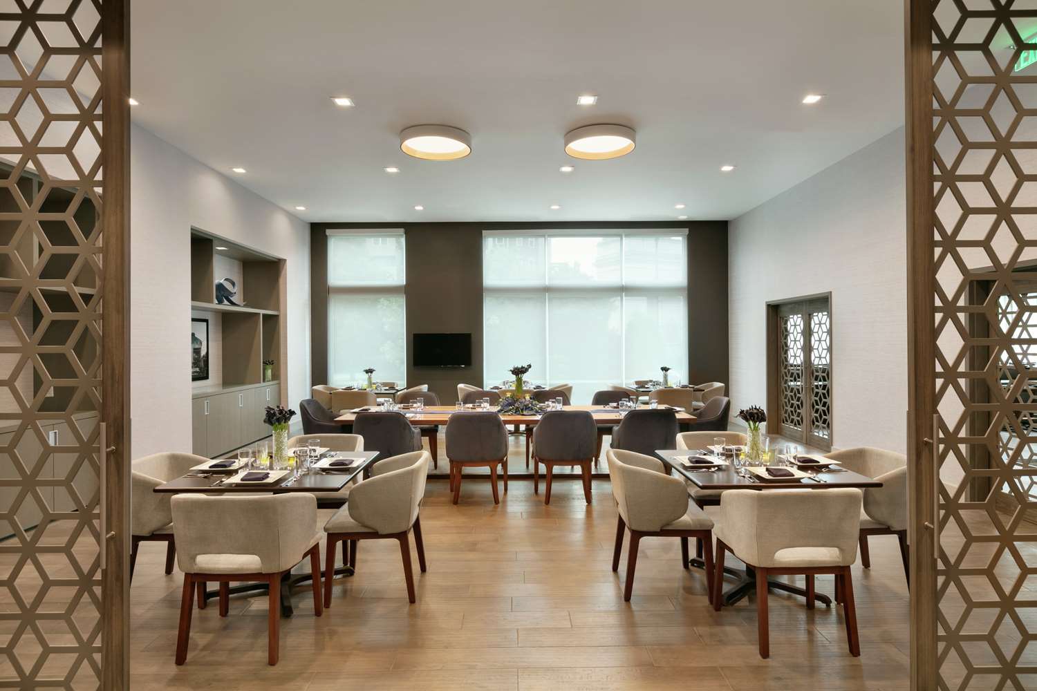 embassy suites by hilton atlanta midtown