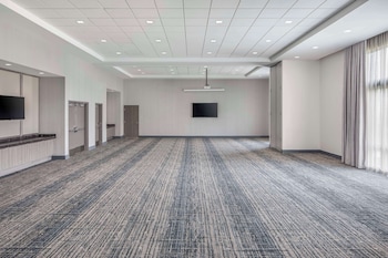 embassy suites by hilton atlanta midtown