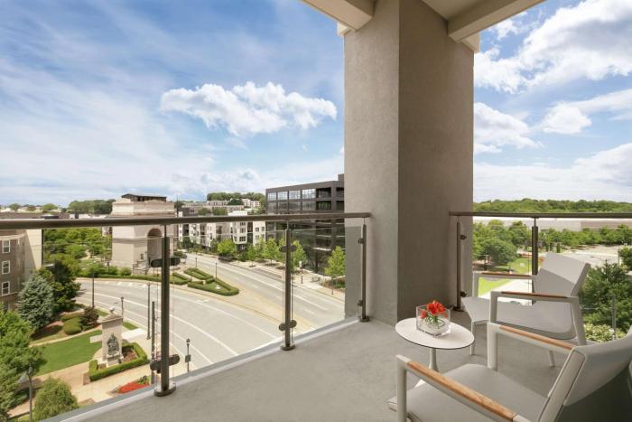 embassy suites by hilton atlanta midtown