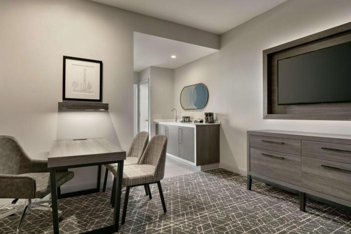 embassy suites by hilton atlanta midtown