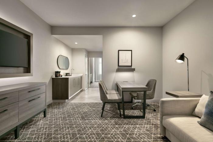 embassy suites by hilton atlanta midtown