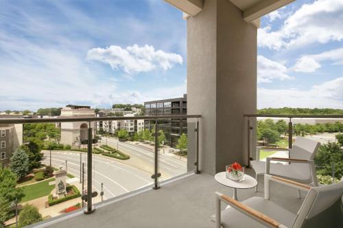embassy suites by hilton atlanta midtown