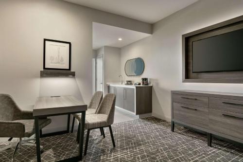 embassy suites by hilton atlanta midtown