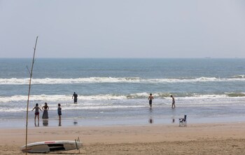 wave house 99