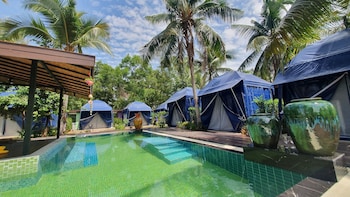 moonshine resort chumphon