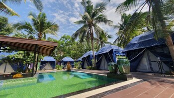 moonshine resort chumphon