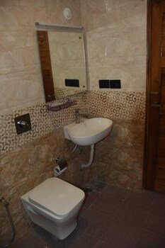 Hotel Waanderers Howff,Near Port Blair Airport,3 star