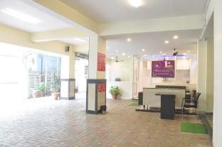 jk rooms 126 parashar legacy station