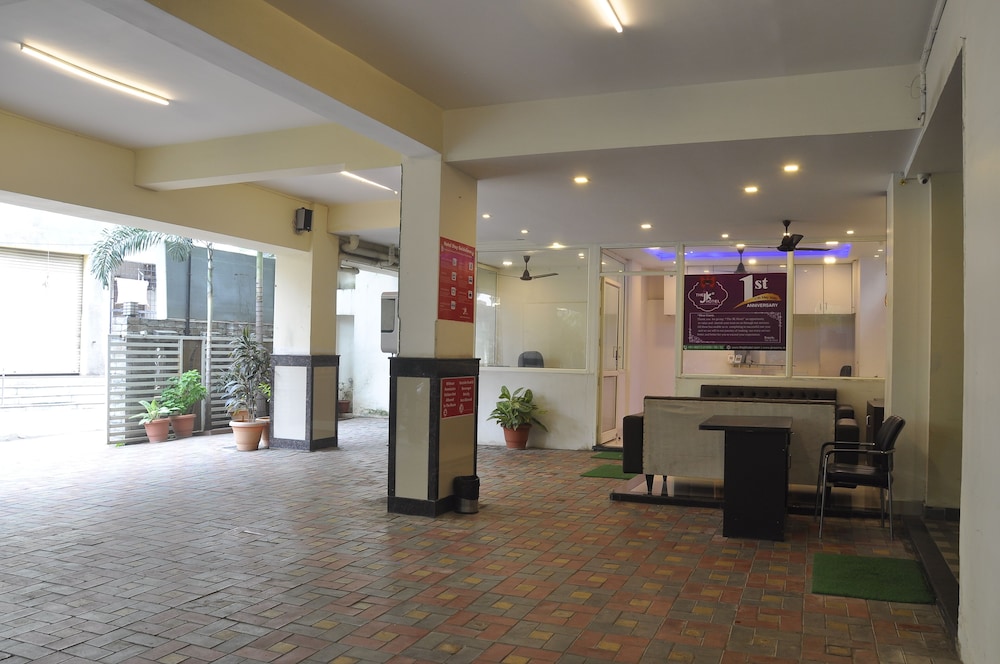 jk rooms 126 parashar legacy station