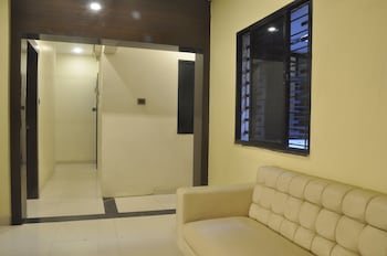 jk rooms 126 parashar legacy station