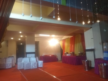 jk rooms 126 parashar legacy station