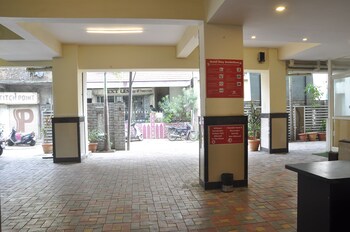 jk rooms 126 parashar legacy station