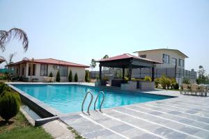 aa hotels and resorts chandigarh panchkula