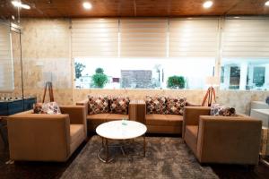 aa hotels and resorts chandigarh panchkula