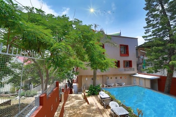 hotel marigold with swimming pool by sah