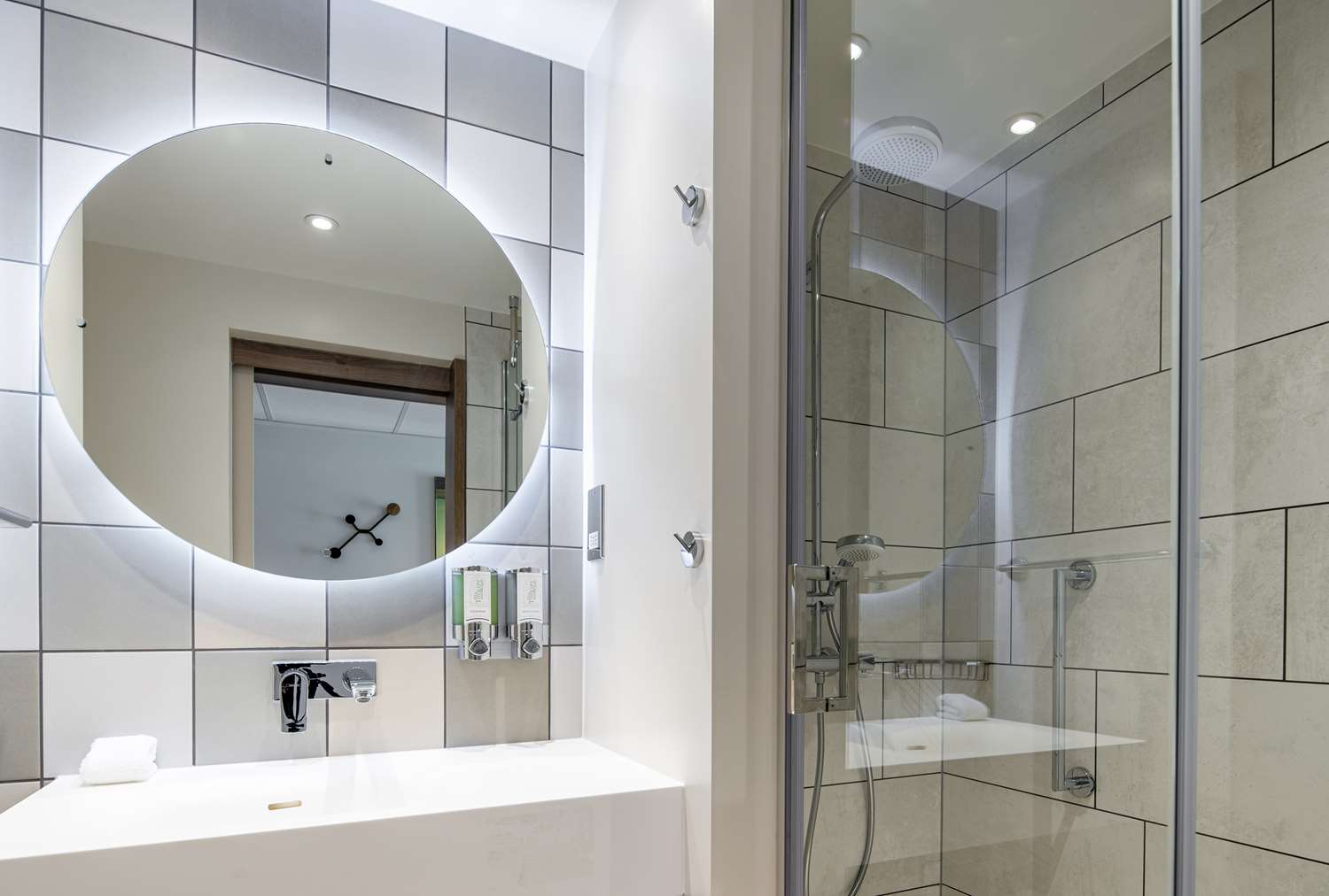 hampton by hilton high wycombe