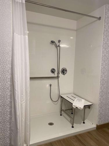 hampton inn and suites olean