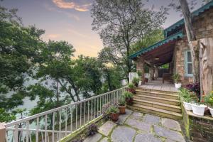 lake retreat bhimtal
