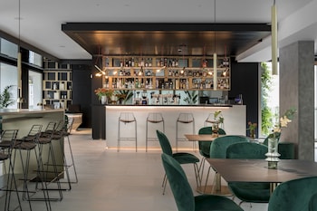 we me suite hotel