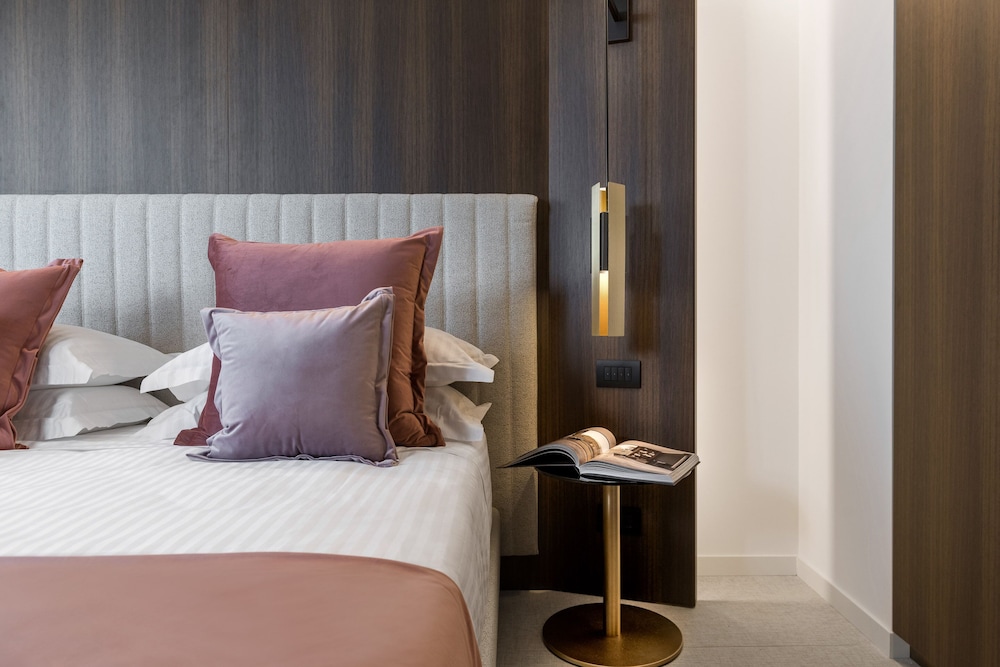 we me suite hotel