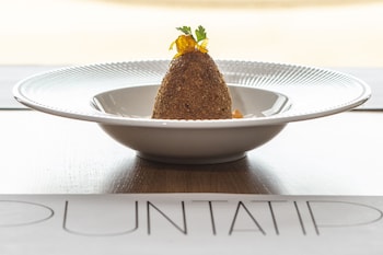 hotel punta tipa