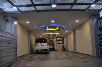Sau Residency,Kanchipuram>>Chennai,3 star