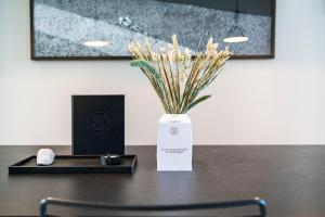 by the pier apartments into this place