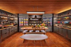 aloft bali kuta at beachwalk