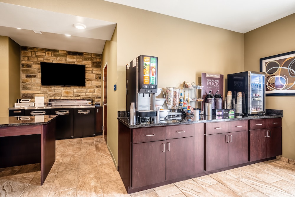 cobblestone hotel and suites andrews
