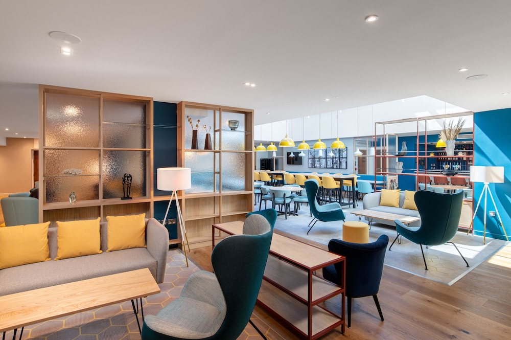 hampton by hilton canterbury