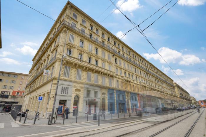 the people marseille hostel