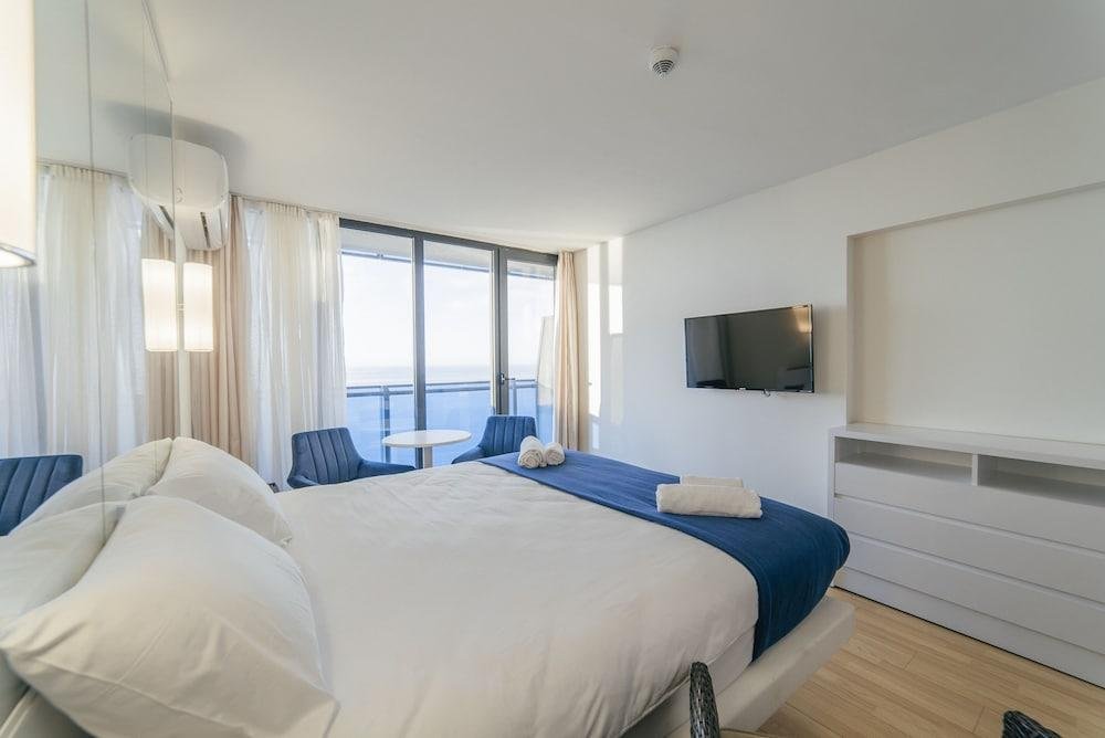 grand city apartments batumi