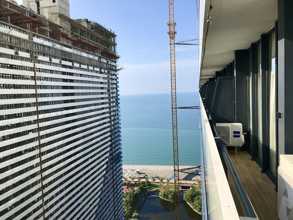 grand city apartments batumi