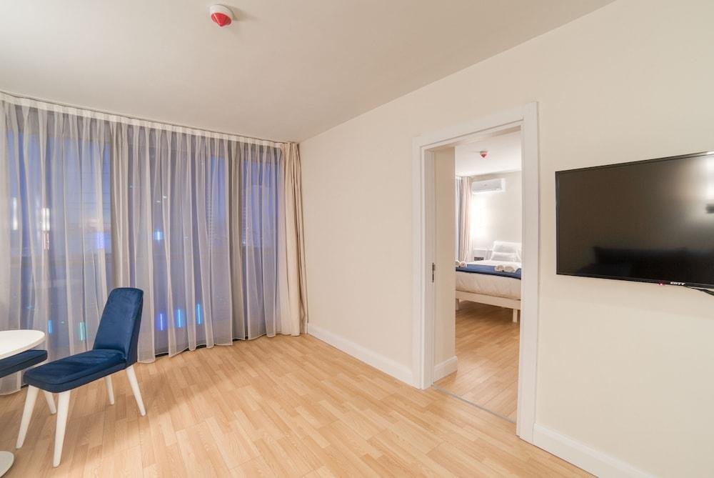 grand city apartments batumi