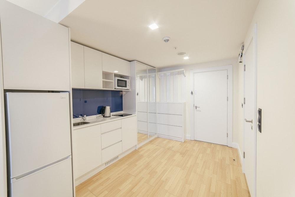 grand city apartments batumi