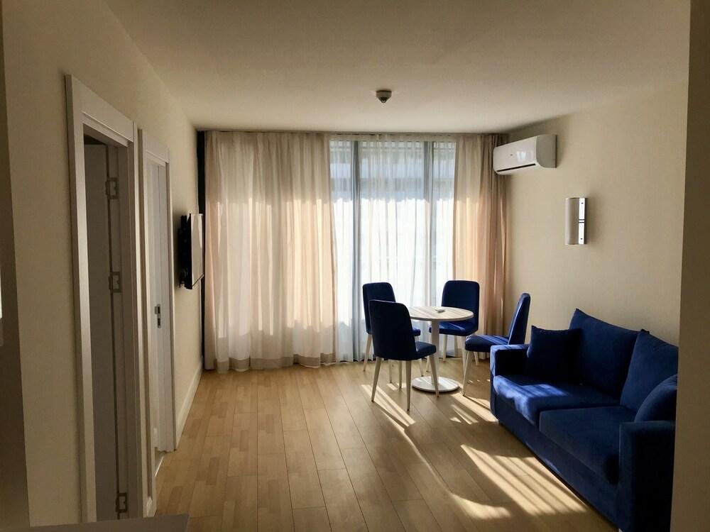 grand city apartments batumi