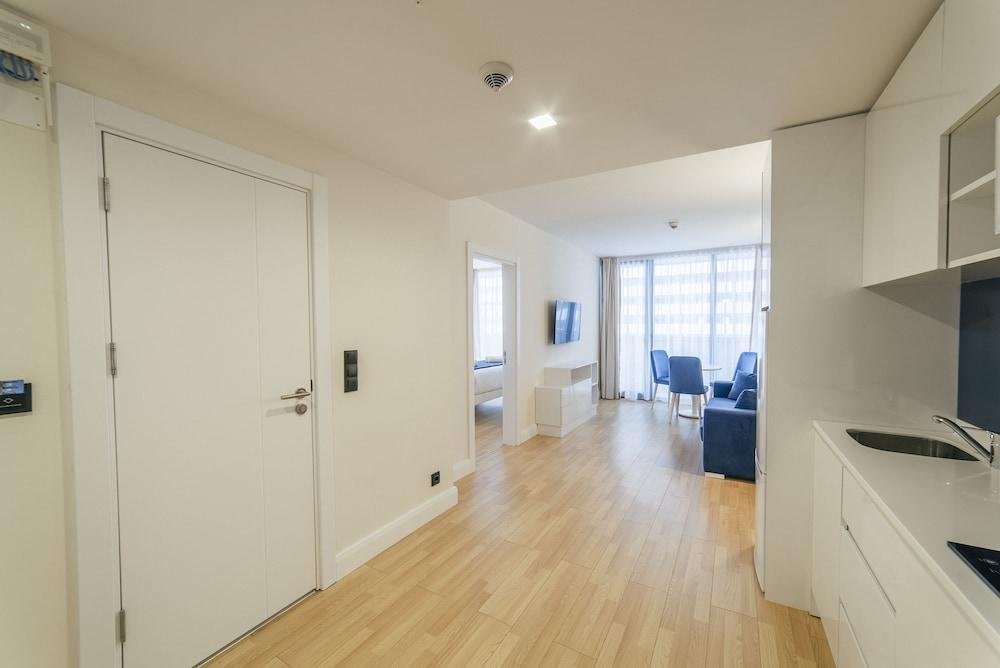 grand city apartments batumi