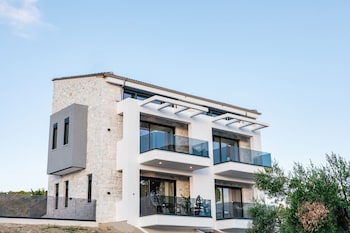 cocooning suites by blue carpet