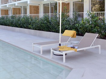 ibis styles golden sands roomer hotel