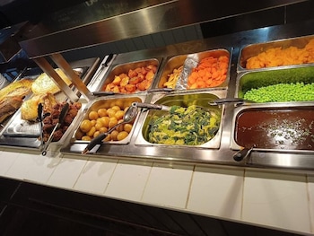 The Ynyscedwyn Arms Hotel,Ammanford>>Abercraf,0 star