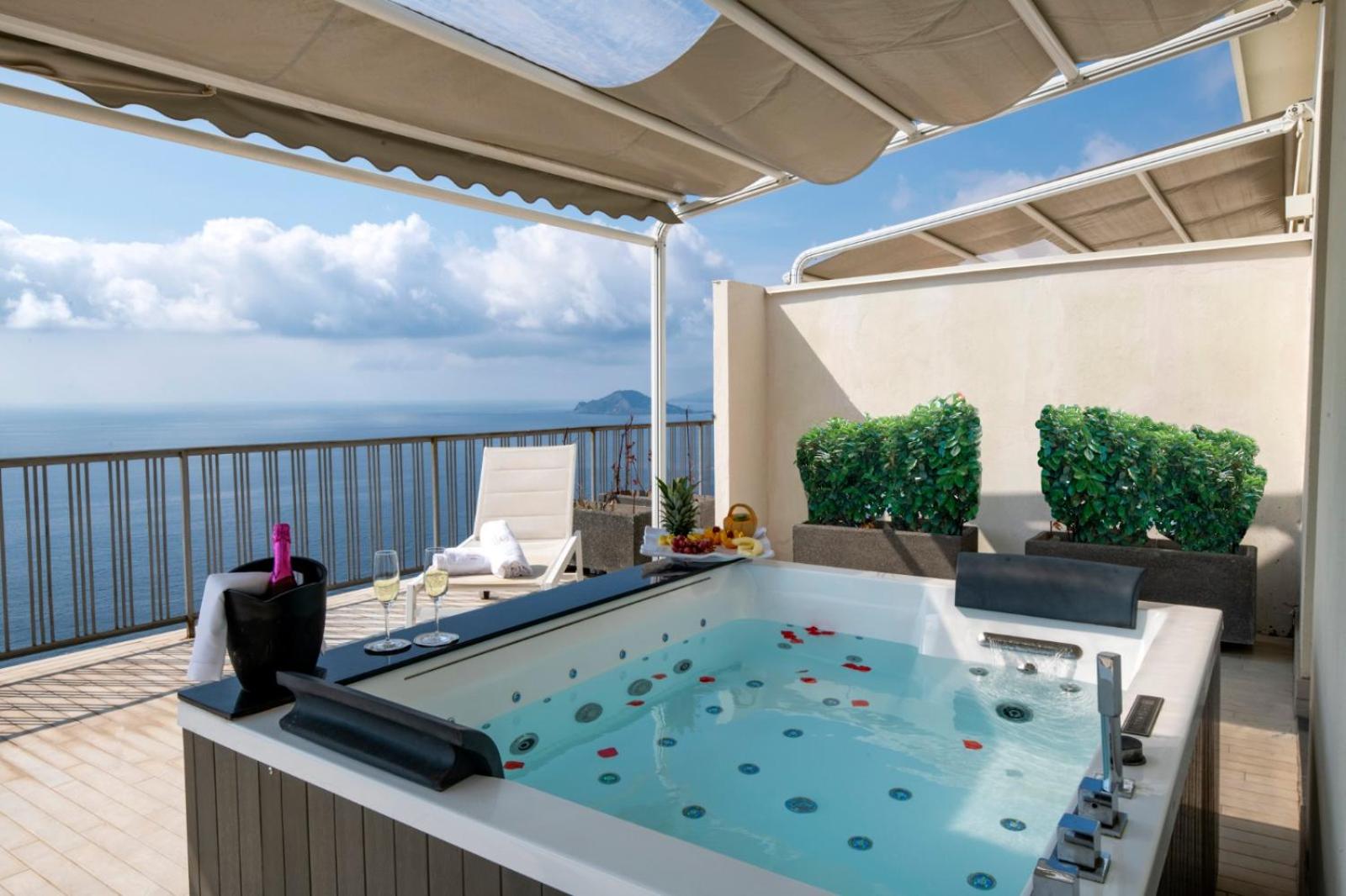 grand hotel serapide