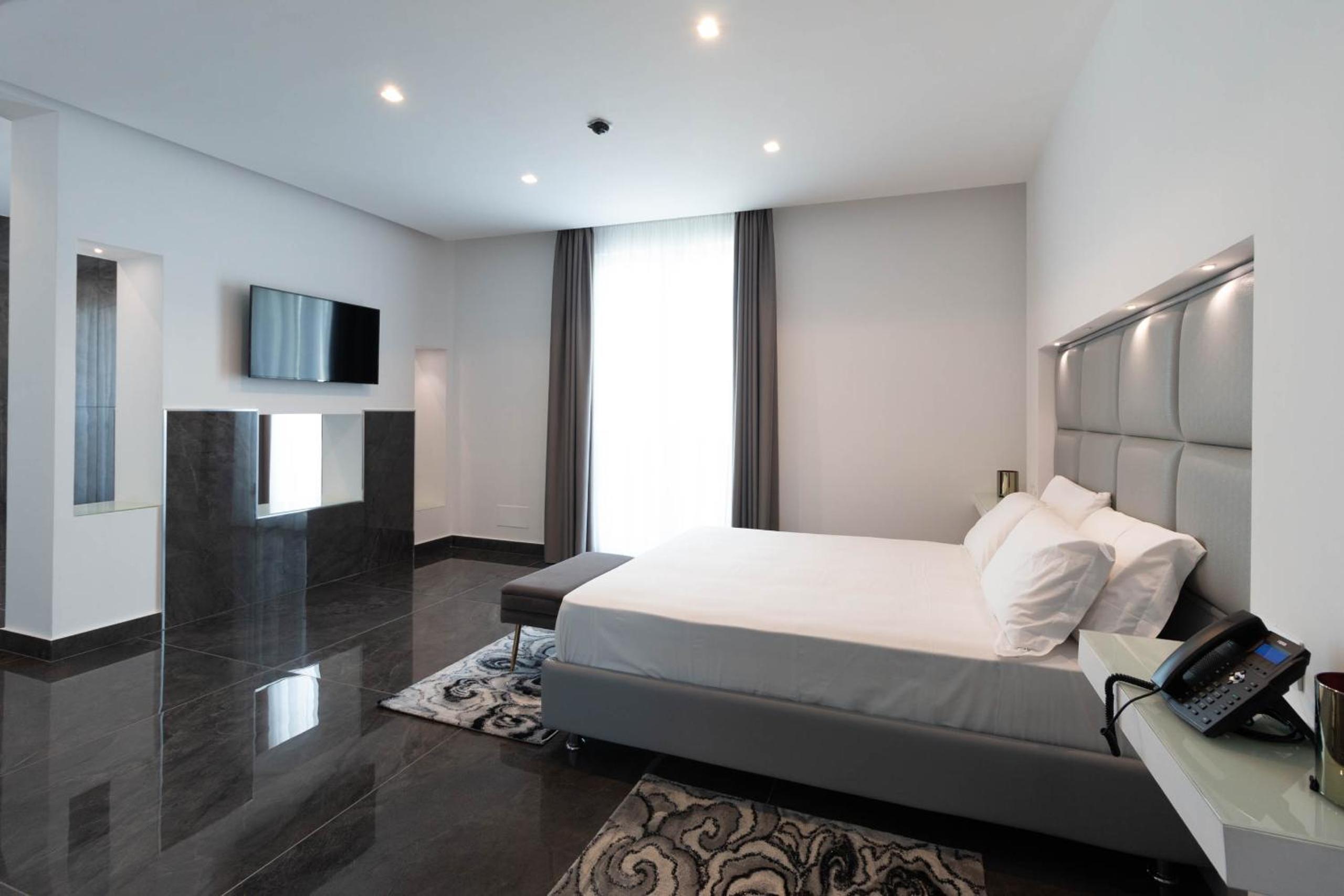 grand hotel serapide