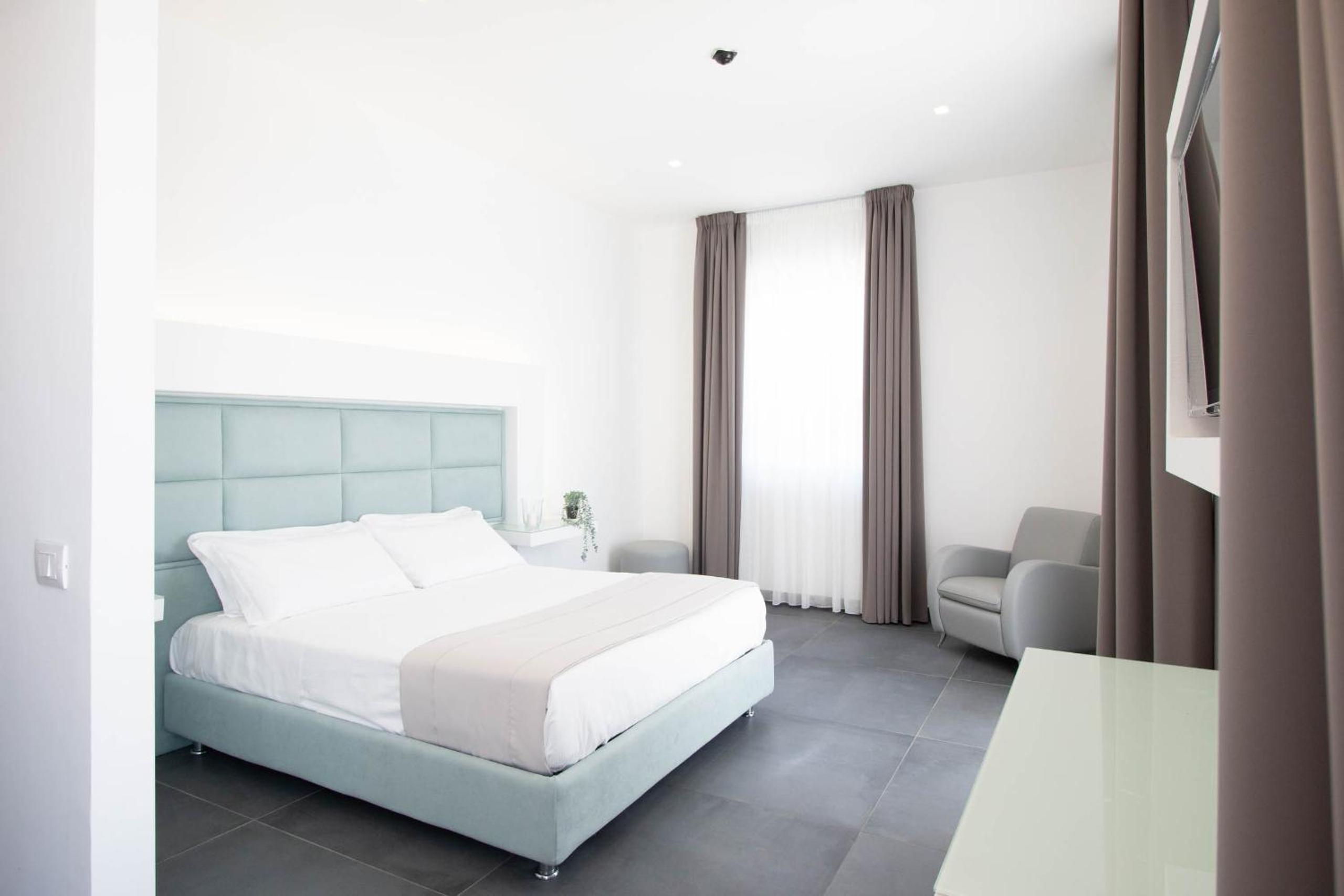 grand hotel serapide