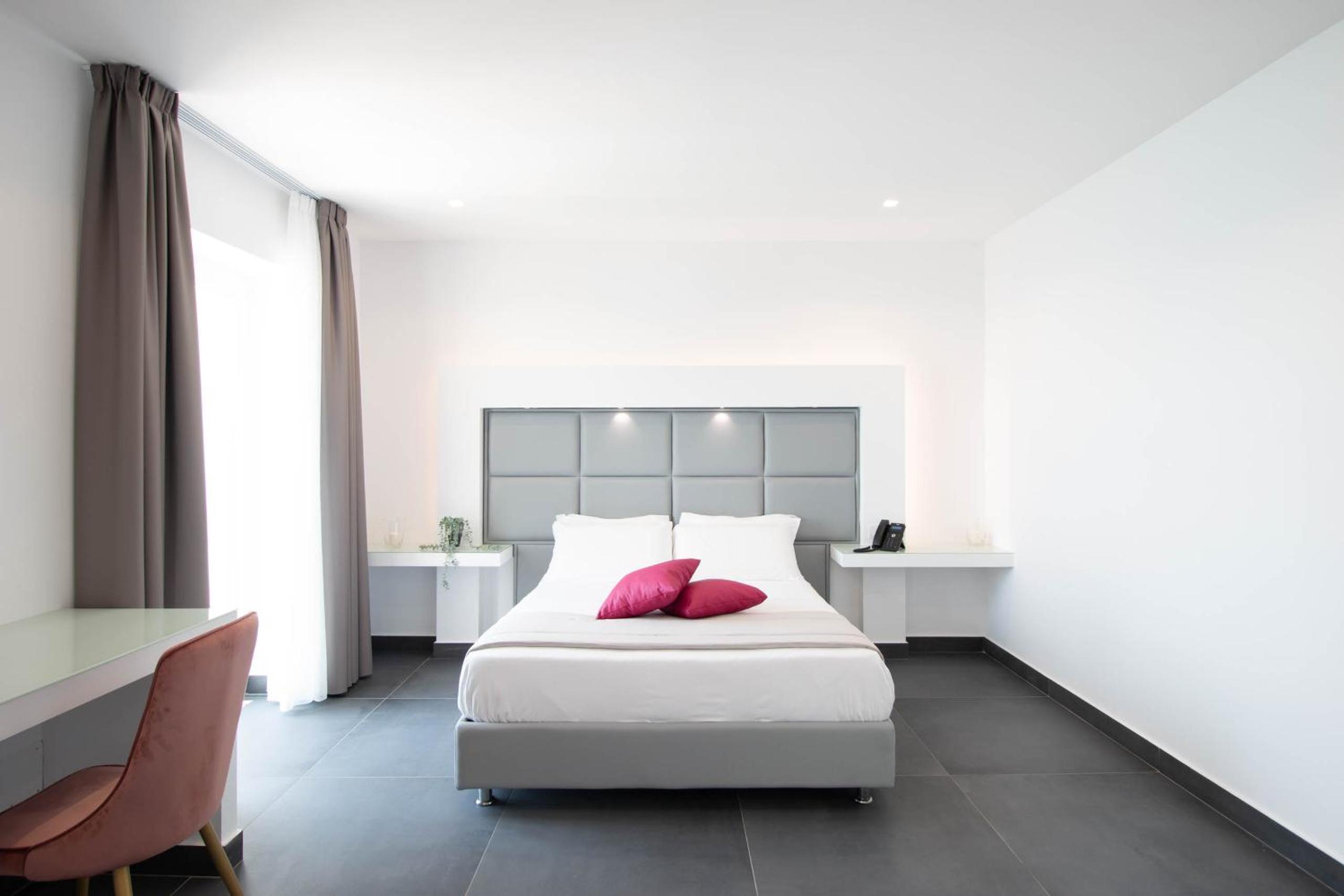 grand hotel serapide