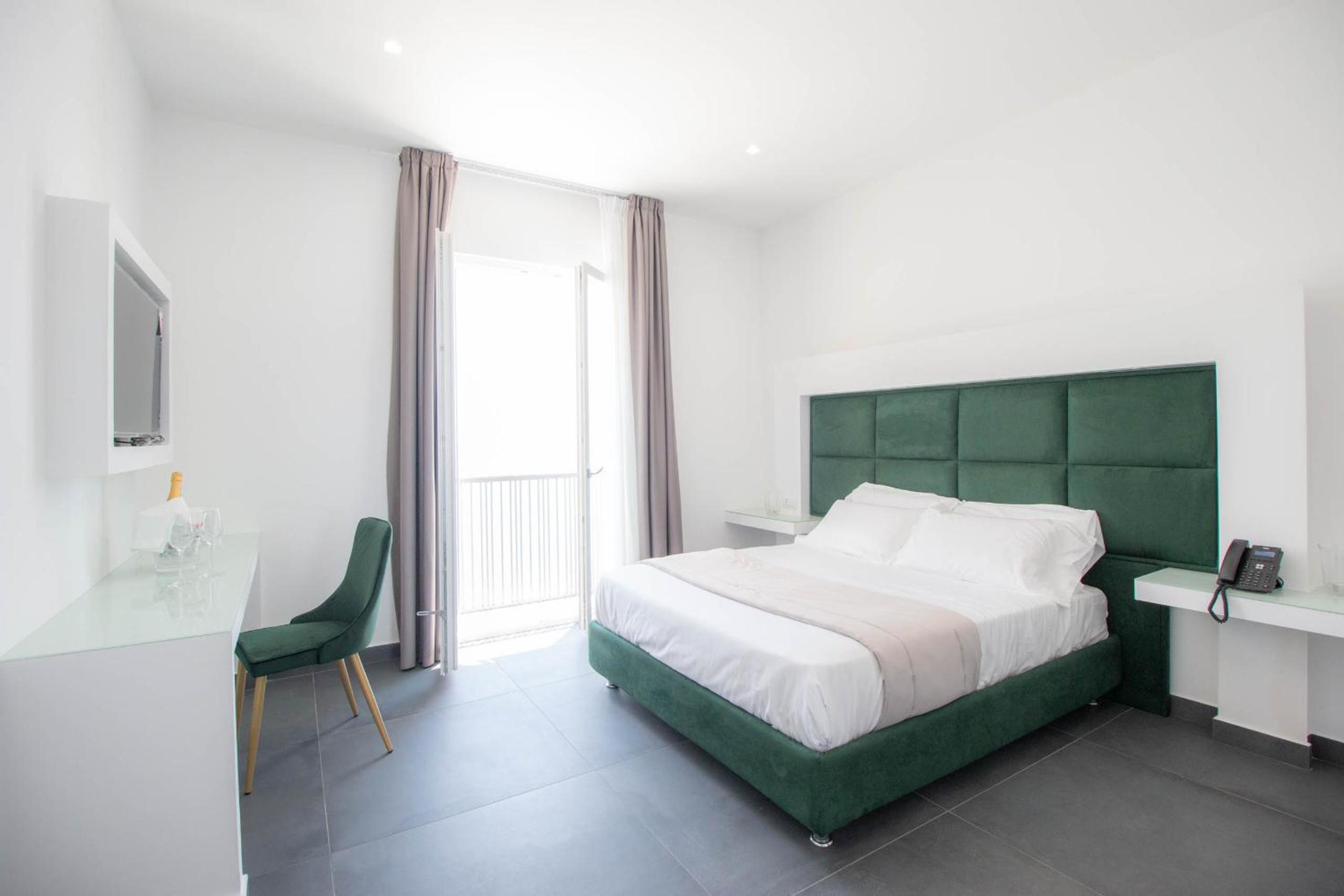 grand hotel serapide