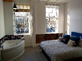 angel townhouse
