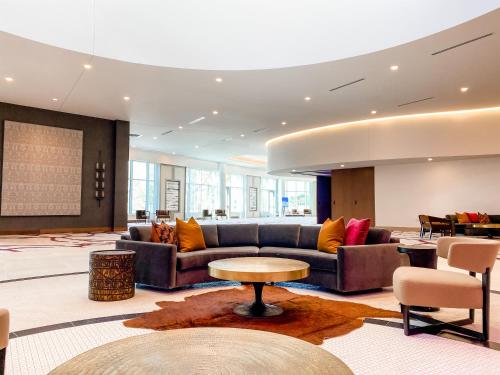 omni viking lakes hotel