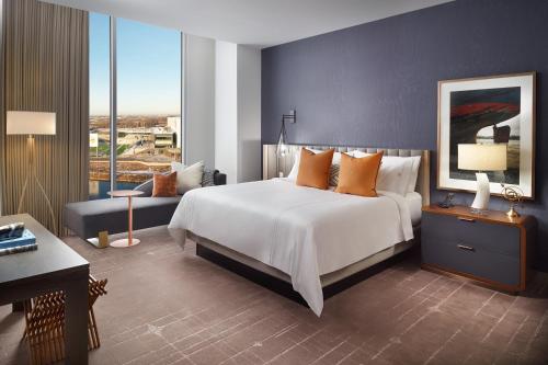 omni viking lakes hotel